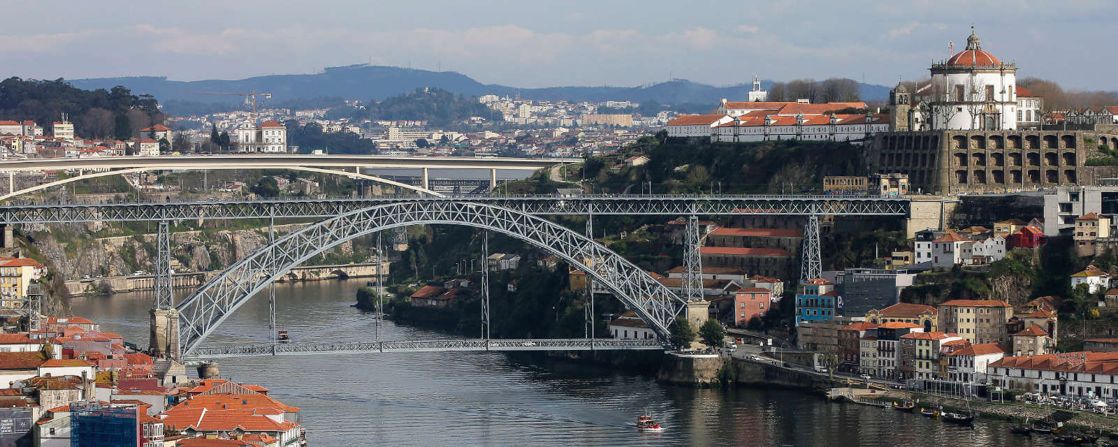 Zona ribeirinha de V. N. de Gaia